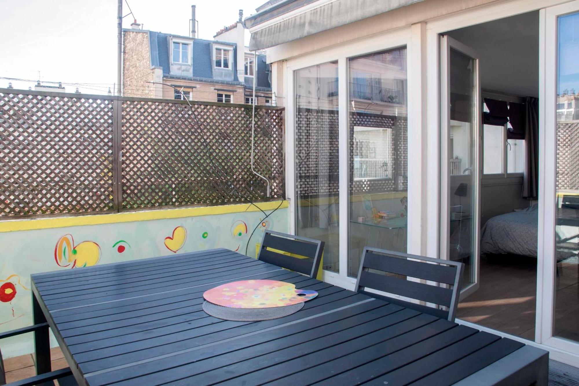 Cosy Apartment With Balcony In The Heart Of パリ エクステリア 写真
